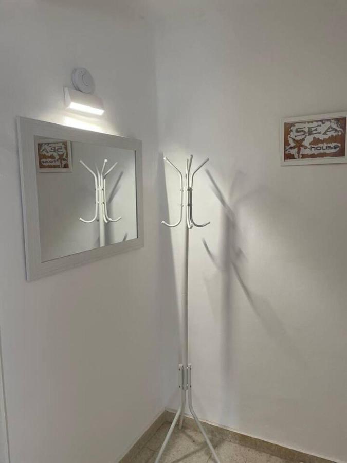 Renovated And Newly Furnished 3 Bedroom Apartment San Fernando Extérieur photo